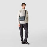 Sacoche east west en cuir cachemire - navy blue