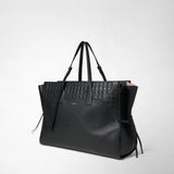 Frontal view: MAXI MARO BAG IN CACHEMIRE LEATHER AND MOSAICO displayed on a light background, a black textured tote bag with Mosaico weave at the top, knotted nappa-leather strips on the sides and long handles; 'SERAPIAN MILANO' lettering.