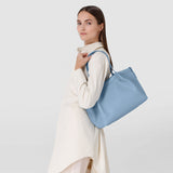 Small secret tote bag in rugiada leather - cornflower
