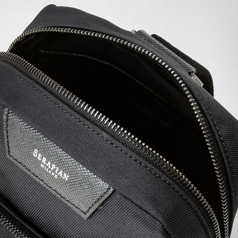 Sac sling en sergé recyclé et cuir evoluzione - eclipse black